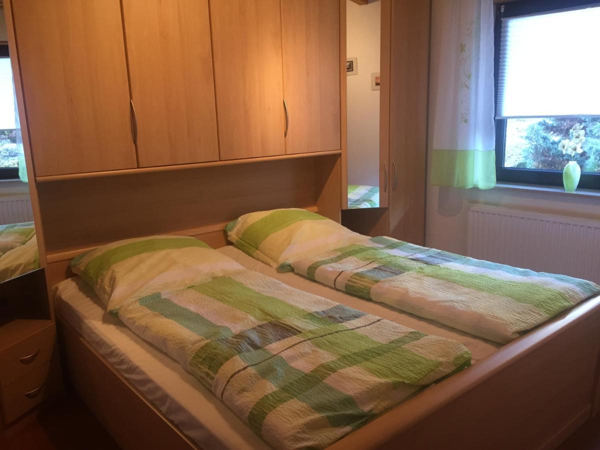 Ferienwohnung Hergenroeder Riedenberg  エクステリア 写真